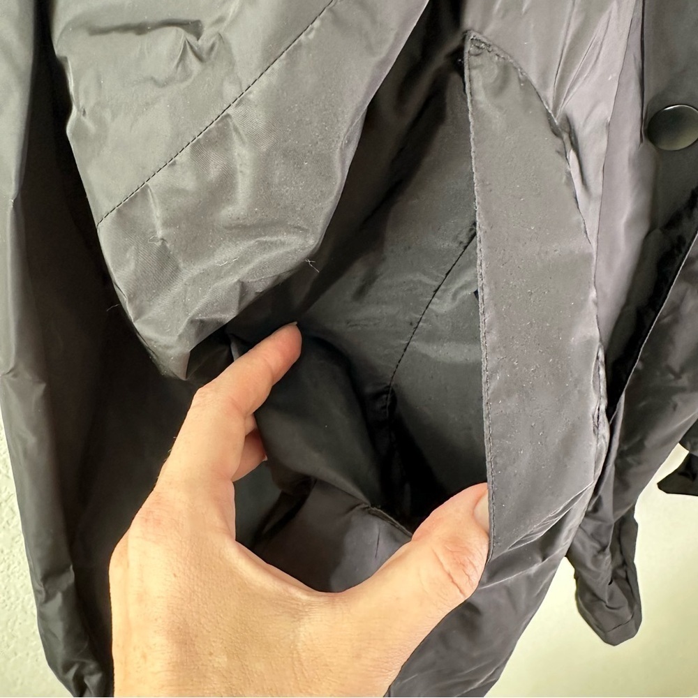 PRADA Black Re-Nylon safari rain jacket SZ IT 42, US 6, M - Picture 7 of 13